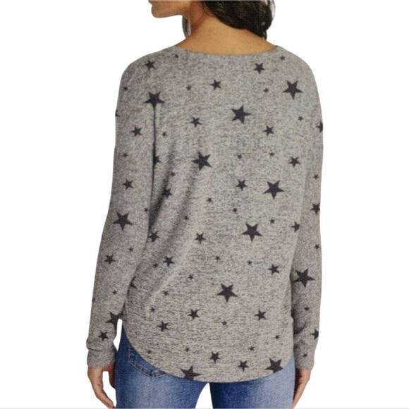 Lucky Brand Deep Scoop Neck Gray Star Patterned Long Sleeve Top Lightweight M - Picture 2 of 7